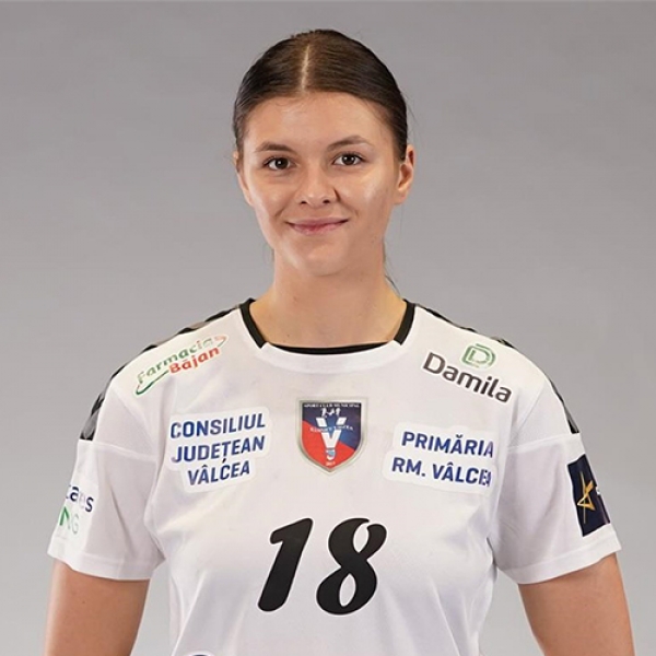 Daria Bucur